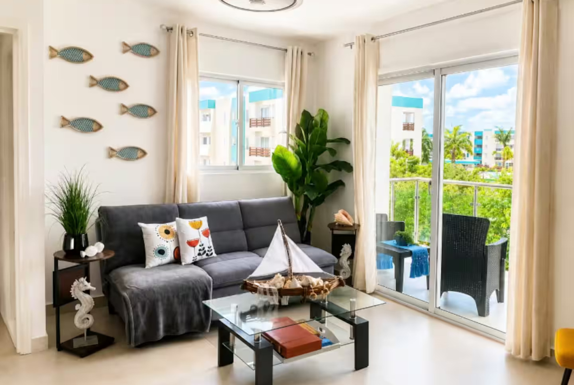Apartamento en venta en Punta Cana, 2 habitaciones amueblado, cómodo, con excelente ubicación y potencial de ingresos desde el primer día.