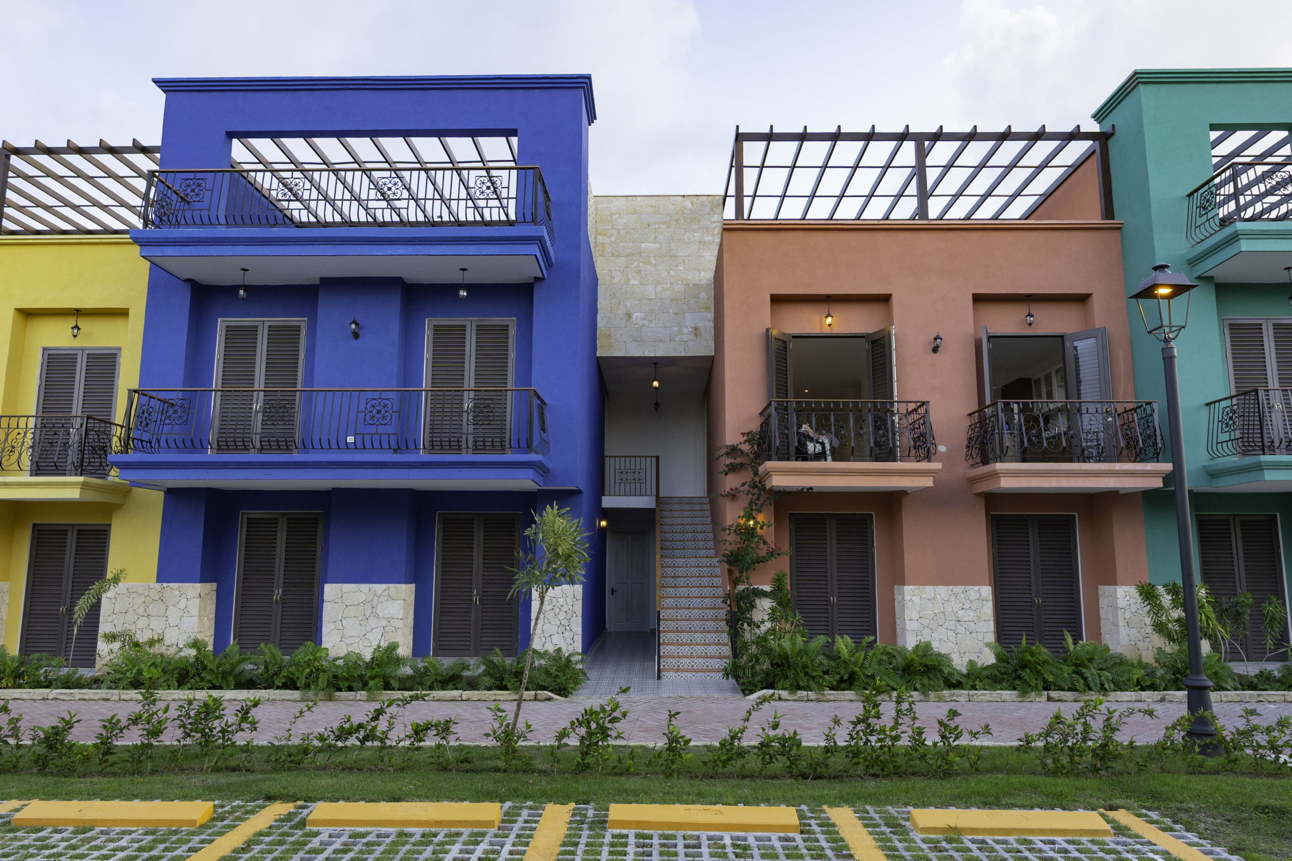 Elegante proyecto al estilo colonial PUEBLITO CARIBEÑO replicando las ciudades de América