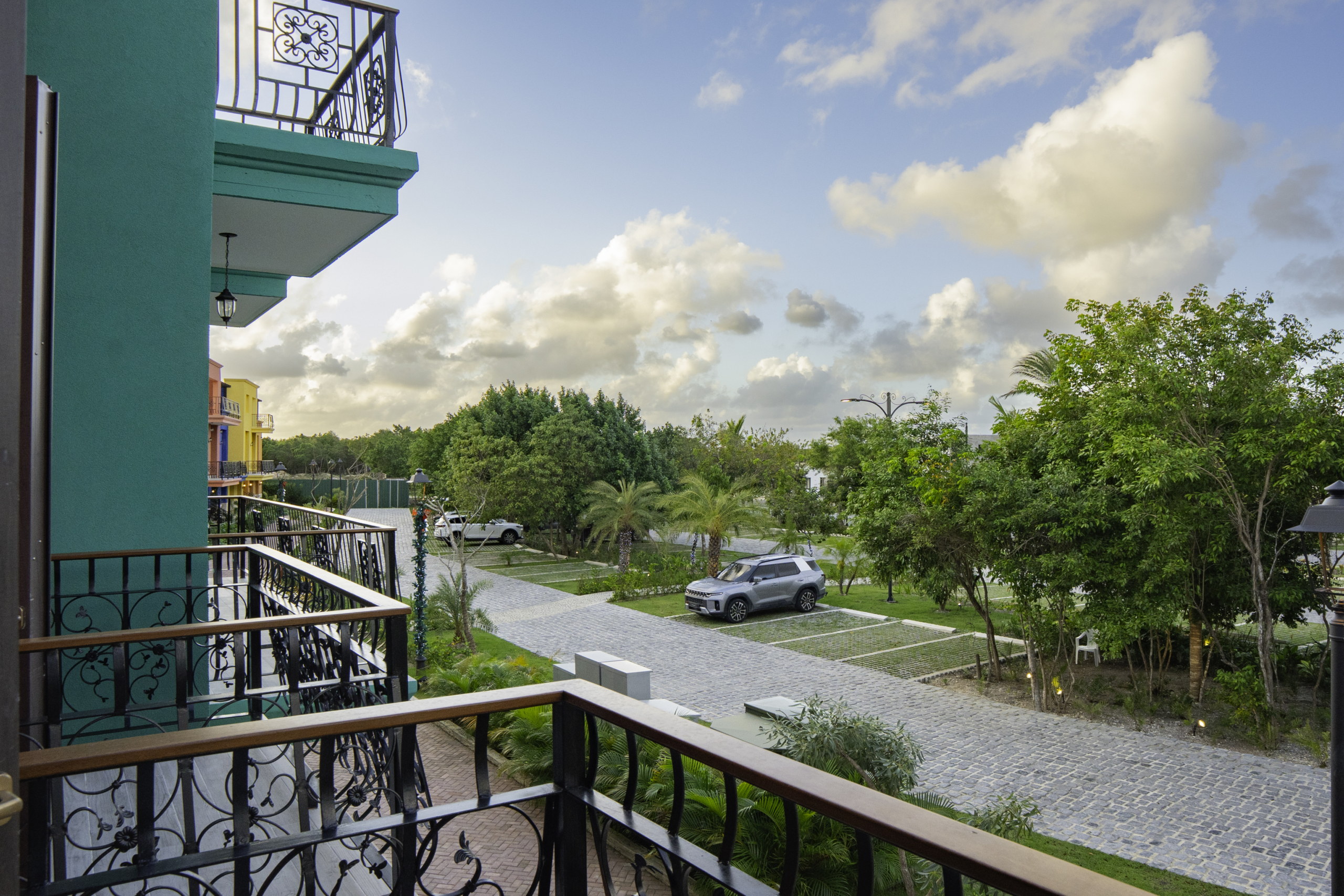 Elegante proyecto al estilo colonial PUEBLITO CARIBEÑO replicando las ciudades de América