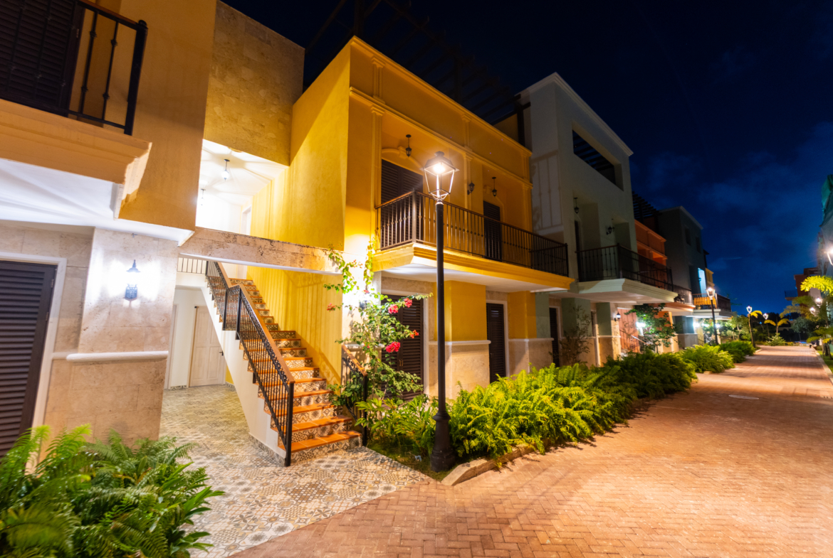 Elegante proyecto al estilo colonial PUEBLITO CARIBEÑO replicando las ciudades de América