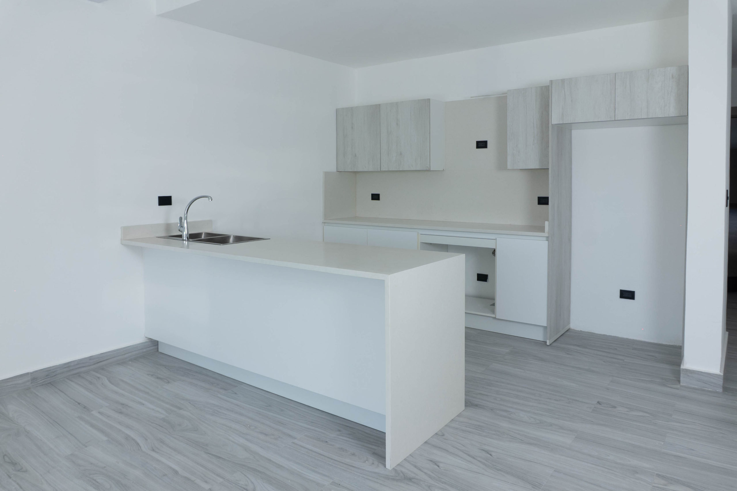 ARVE GREEN ONE II-44 Green One II – Apartamentos de 1, 2 y 3 habs listos para entregar en Punta Cana, con Diseño Contemporáneo, Jardín Central y amenidades especiales