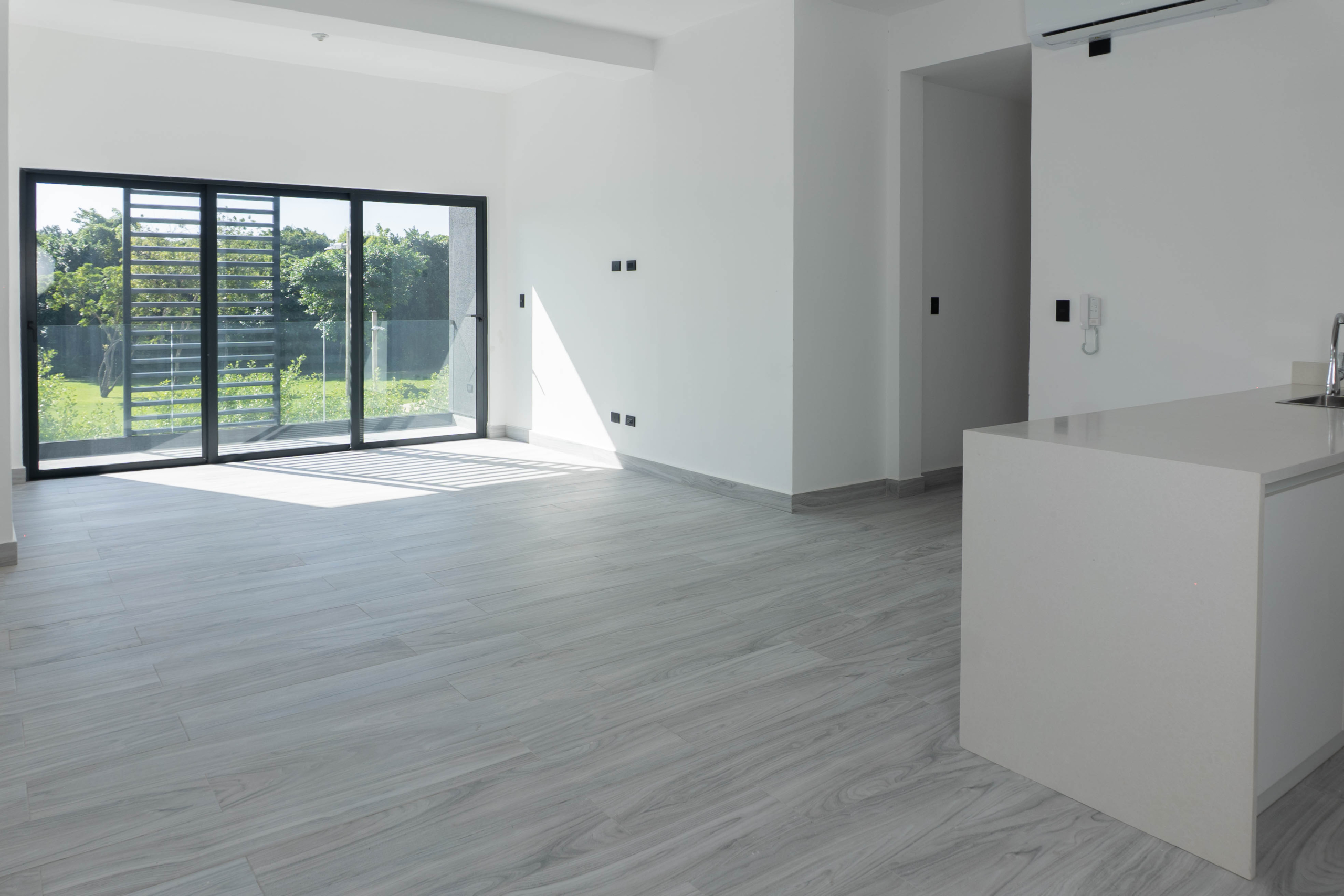 ARVE GREEN ONE II-46 Green One II – Apartamentos de 1, 2 y 3 habs listos para entregar en Punta Cana, con Diseño Contemporáneo, Jardín Central y amenidades especiales
