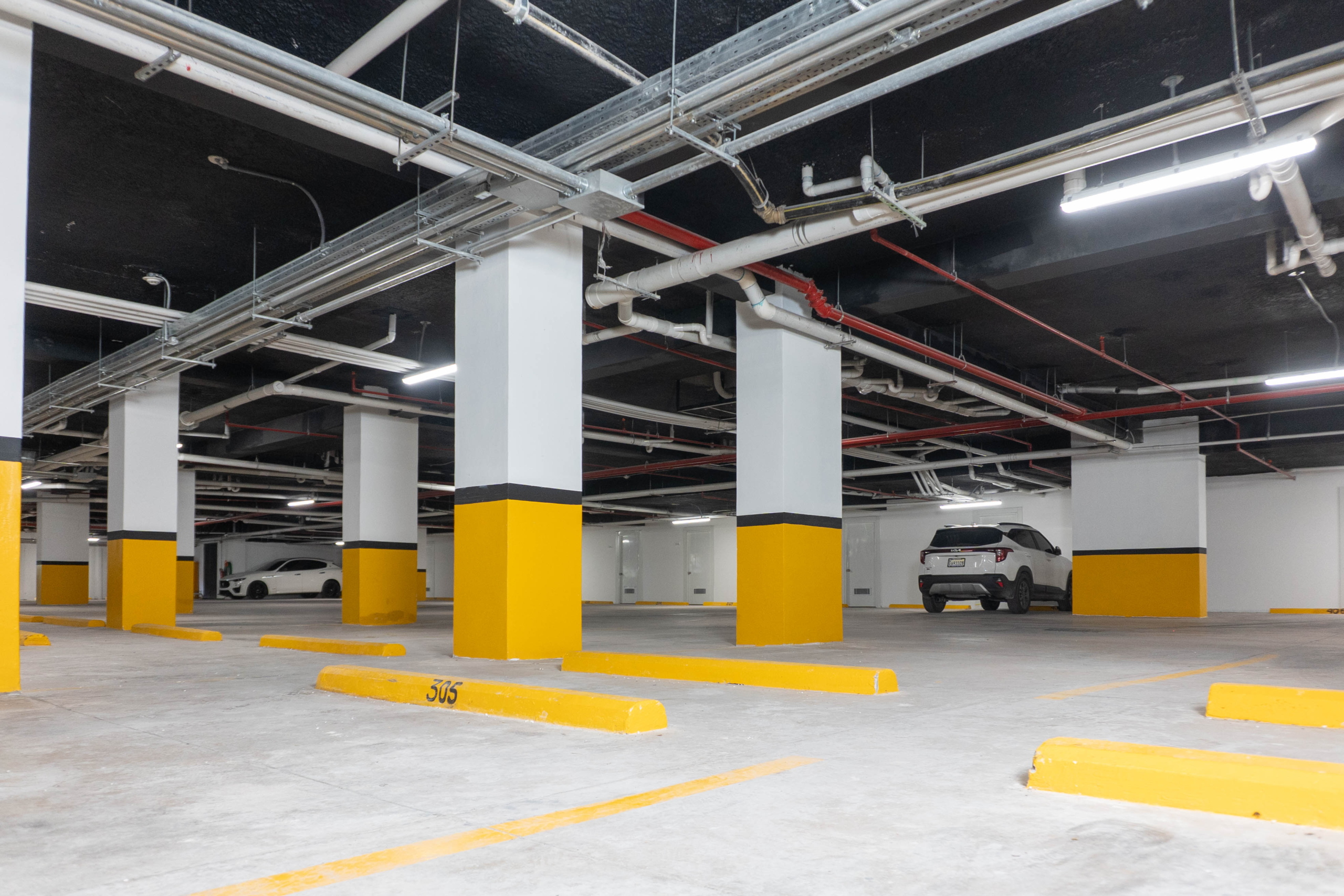 ARVE GREEN ONE II-80 Green One II – Apartamentos de 1, 2 y 3 habs listos para entregar en Punta Cana, con Diseño Contemporáneo, Jardín Central y amenidades especiales