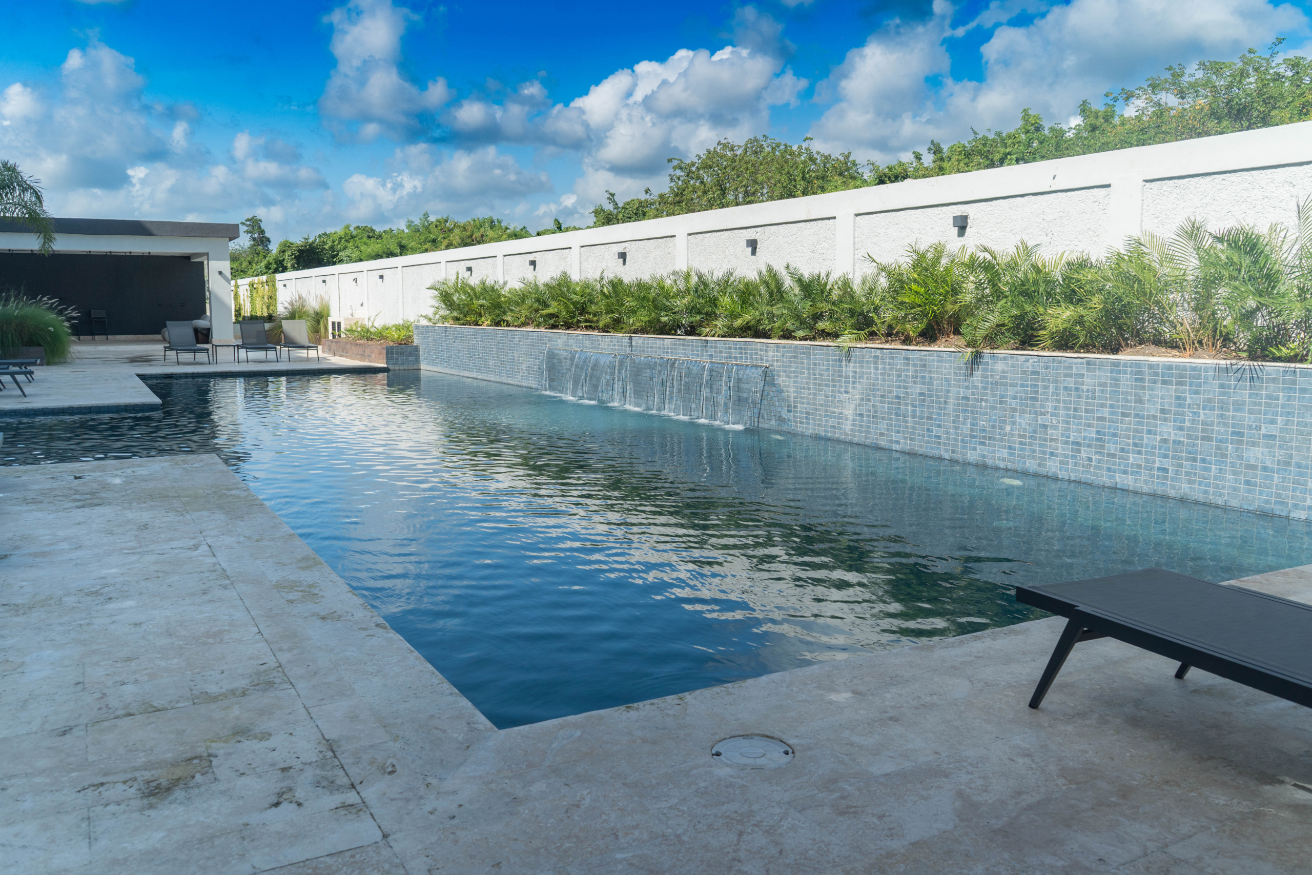 ARVE GREEN ONE II-91 Green One II – Apartamentos de 1, 2 y 3 habs listos para entregar en Punta Cana, con Diseño Contemporáneo, Jardín Central y amenidades especiales