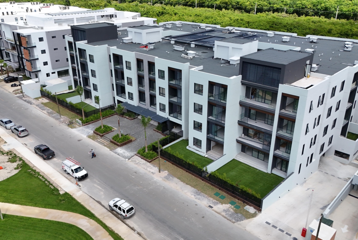 Green One II – Apartamentos de 1, 2 y 3 habs listos para entregar en Punta Cana, con Diseño Contemporáneo, Jardín Central y amenidades especiales